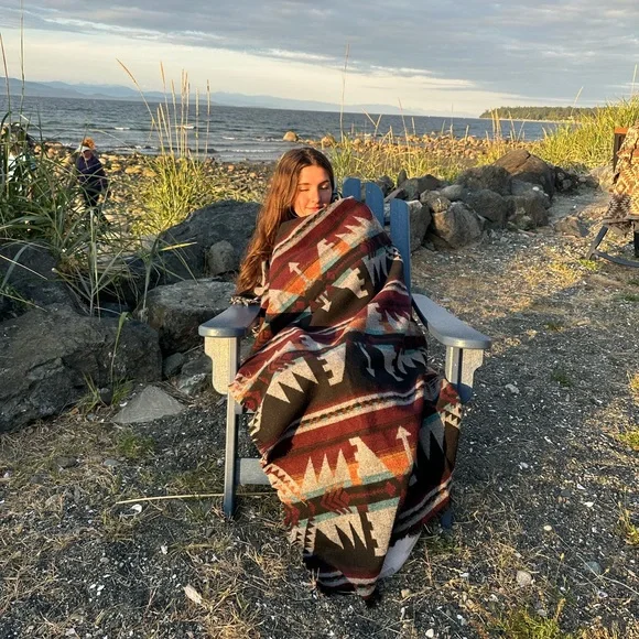 Blankets, - Picture 8 of 8